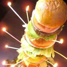 リーダー名物!!ロングバーガー!!(写真)
